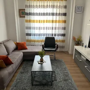 central-apartment-shallvare.albaniahotels.org/